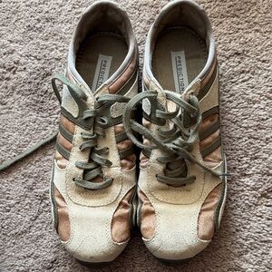 Predictions Women's Sneakers in Tan and Green. Brand New. Size 8.